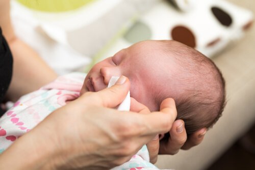 What Are The Causes of Conjunctivitis in Babies?