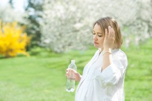 How to Relieve Hot Flashes in Pregnancy