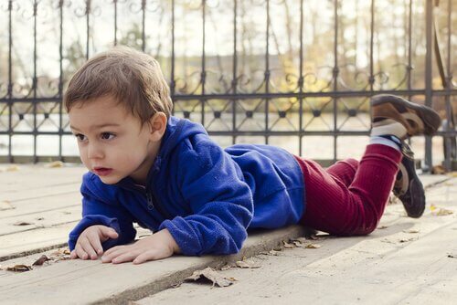 What to Do if Your Child Scrapes Himself