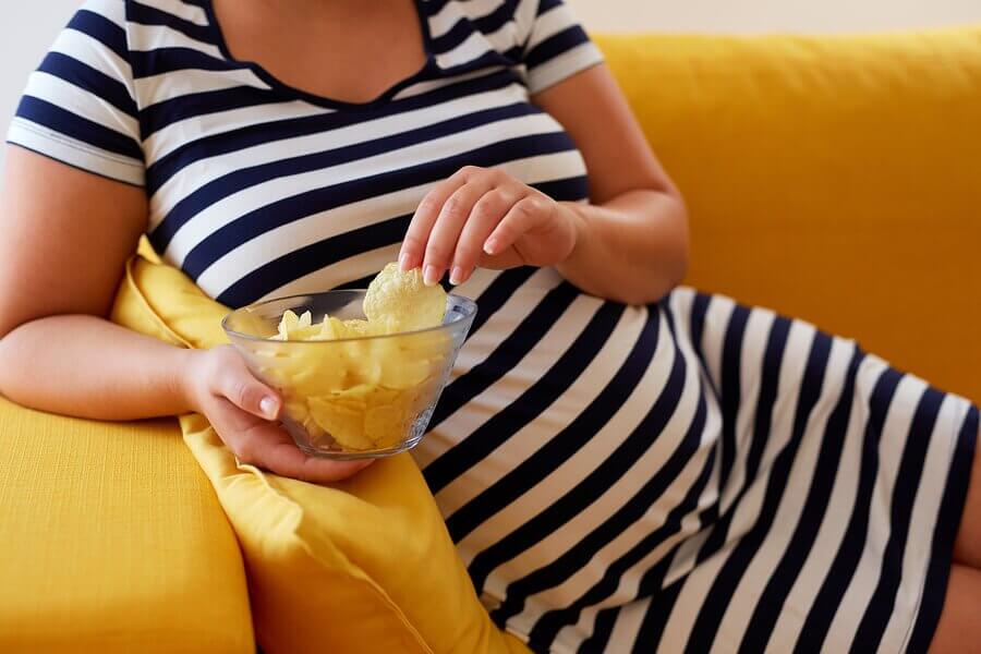 Cravings During Pregnancy: What You Should Know