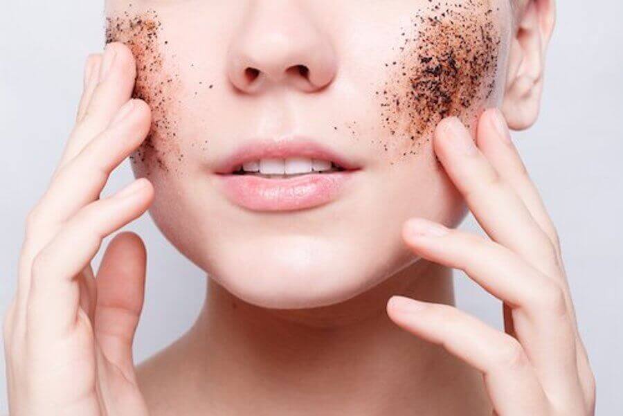 Tips for Tired Moms: How to Keep Your Skin Smooth and Healthy