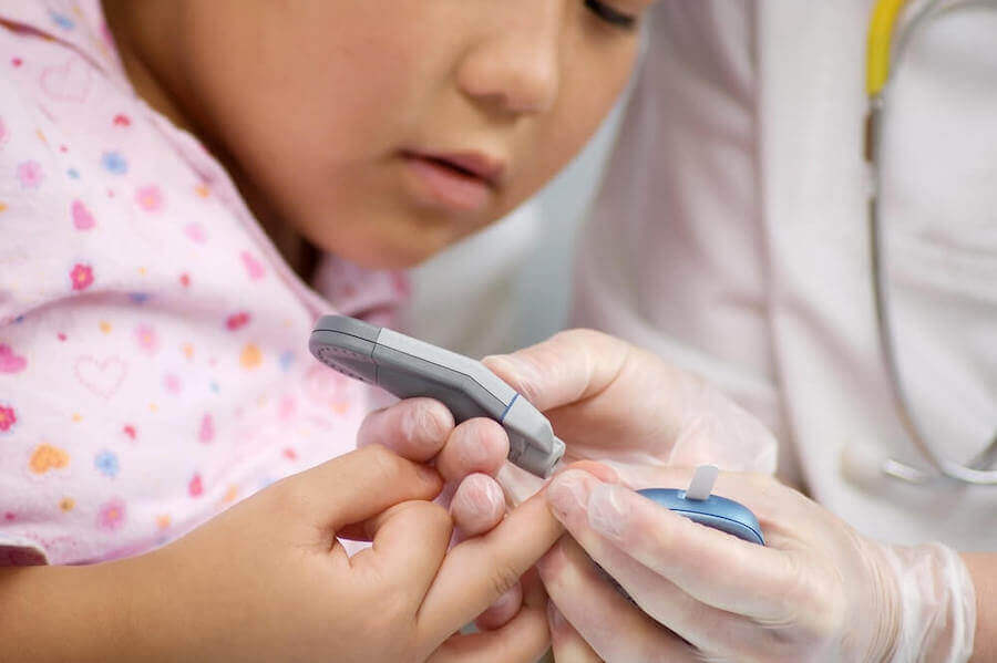 Hashimoto's Disease in Children: Causes, Symptoms and Treatment