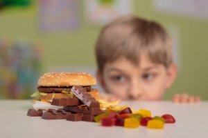 4 Tips to Prevent Childhood Obesity