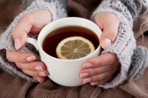 Pros and Cons of Drinking Green Tea During Pregnancy