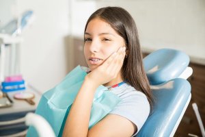 Bruxism in Adolescence: Symptoms, Causes and Treatment