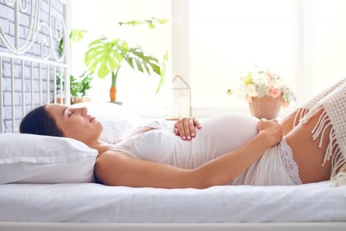 Bed Rest During Pregnancy: When Is It Recommended?