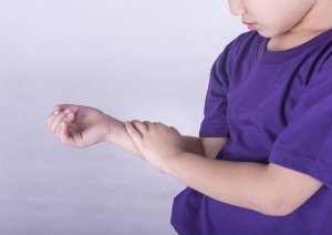 Tips to Handle Growing Pains in Children
