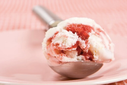 Homemade Fruit Ice Cream: Great Summer Treat for the Kids