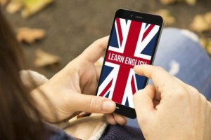 Learning English with 8 Great Applications