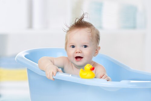 Water Toys for Your Baby's Bath Time