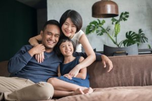 Growing Up as an Only Child: Pros and Cons