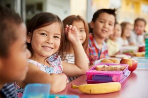 5 Snacks Children Can Enjoy Away from Home