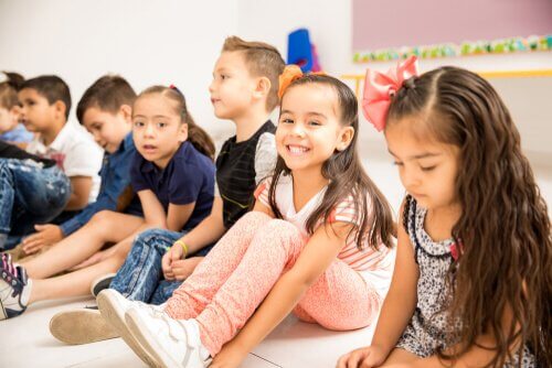 Ken Robinson’s Tips to Develop Creativity in Children