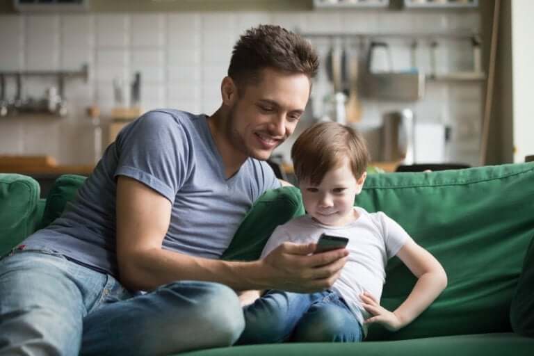 AppTK: The App Recommender for Kids
