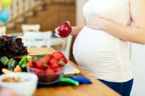 5 Types of Fruit Recommended for Pregnant Women