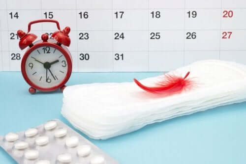 Irregular Menstrual Cycles: Causes, Signs and Treatment