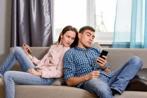 Toxic Relationships Can Make You Addicted to Them