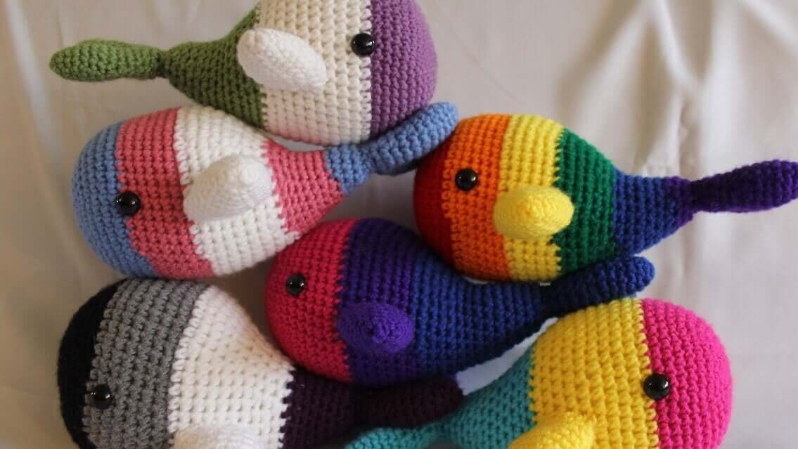 5 Easy Crafts with Yarn for Children