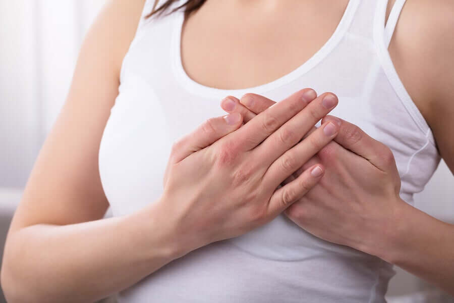 6 Ways to Care for Your Breasts During Lactation