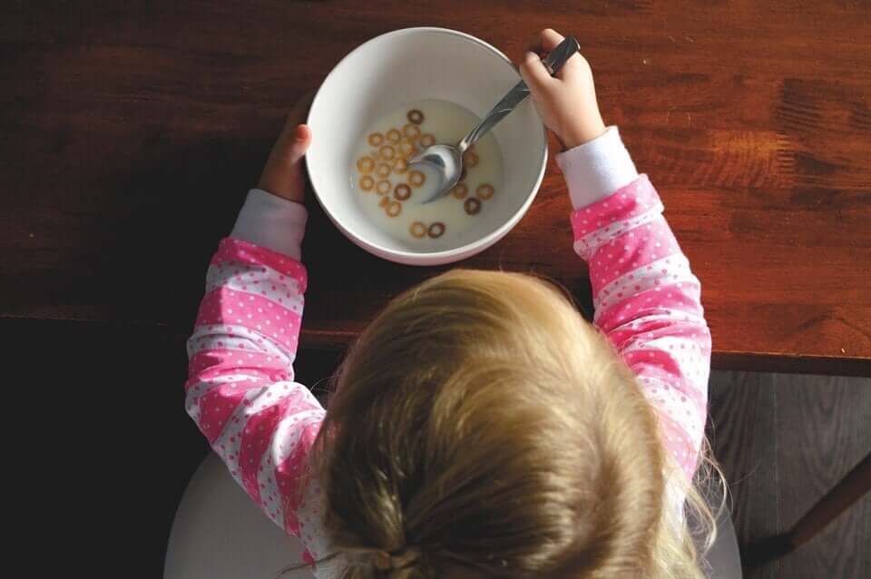 How Much Should Children Eat, According to Age