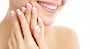 Tips for Tired Mothers: How to Always Have Great-Looking Nails