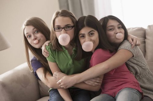 What to Do if Your Children Swallow Gum?
