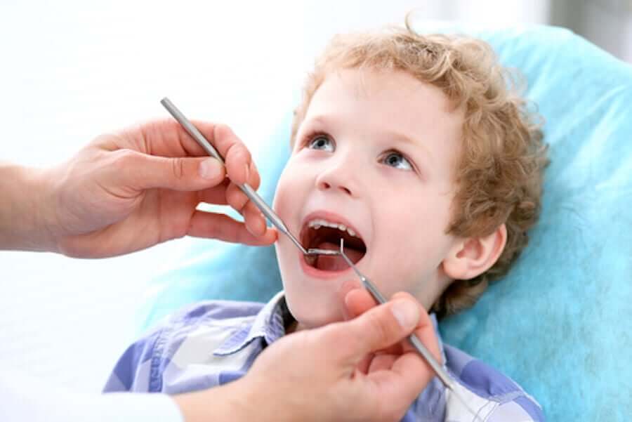 How to Prevent Tooth Decay with Fluoride