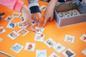 Simple Tips to Teach Your Child Another Language