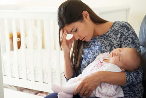 How Can You Deal with Postpartum Anxiety?