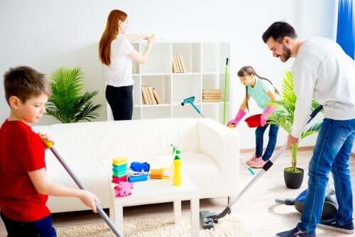 How to Help Your Children Get Organized