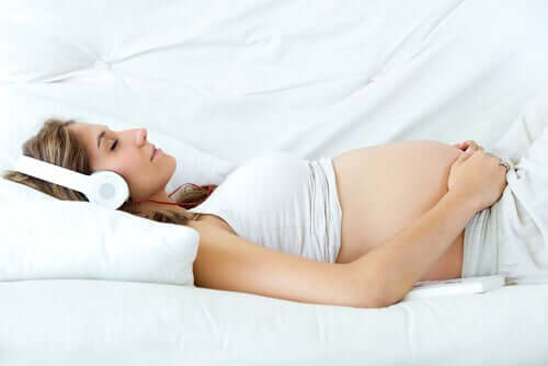 Benefits of Music Therapy for Pregnancy and Childbirth
