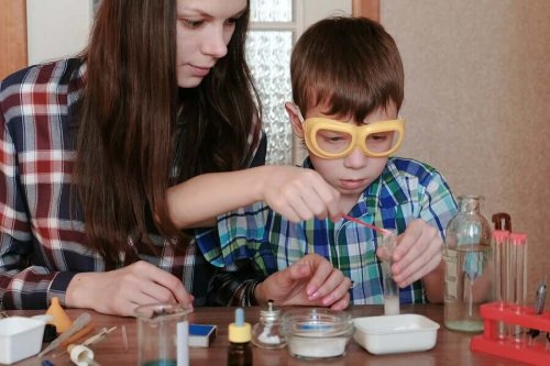 Enjoying science experiments with children