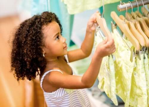 Keys for Avoiding Compulsive Consumerism in Children