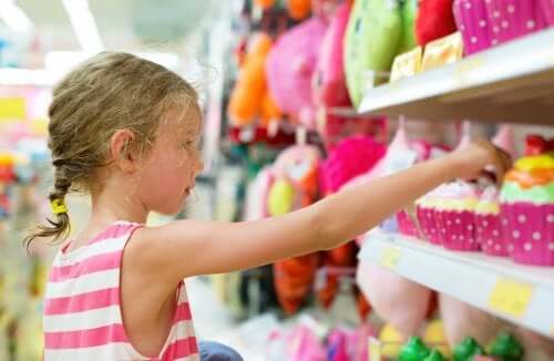 Keys for Avoiding Compulsive Consumerism in Children
