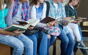 Popular Romance Novels for Teenagers