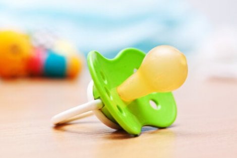 Using a Pacifier: Benefits and Concerns - You are Mom