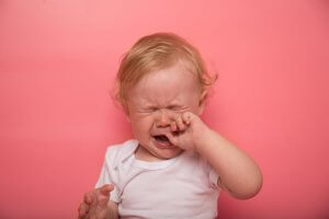 What Are the Symptoms of Teething in a Baby?