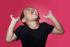 How to Deal with a Child's Temper Tantrums