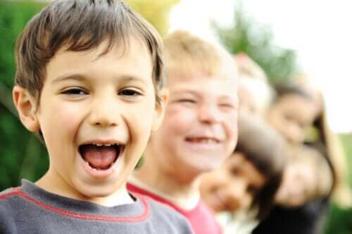 16 Quotes for Children to Start the Day with Positivity