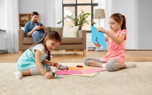 Crafts Your Children Can Make Using Pom-Poms