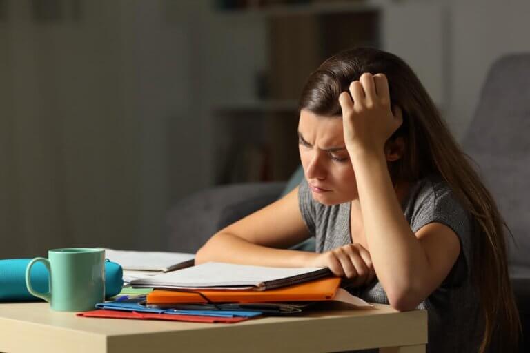How to Know If Your Teenager Is Exhausted and Stressed