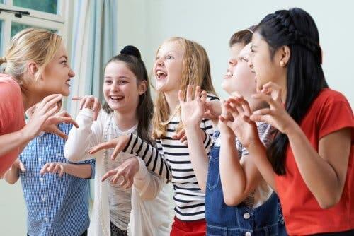 Children in theatre class.