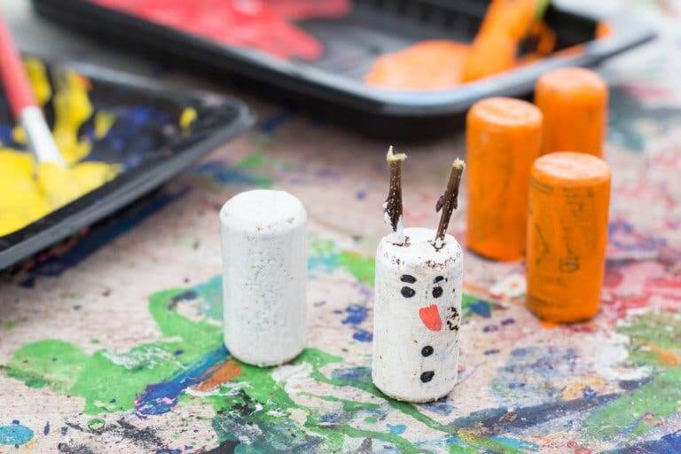 4 Crafts with Cork Stoppers