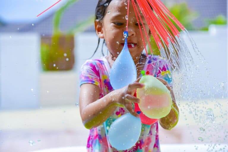 6 Great Water Games for Summer Fun