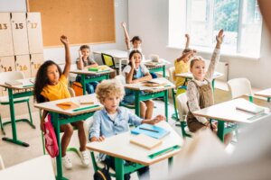 How to Encourage Students to Ask Questions to Improve