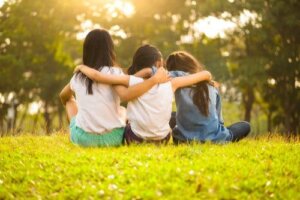 The Types of Statuses that Develop Within Peer Groups