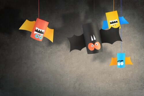 Some Terrifically Fun Crafts for Halloween