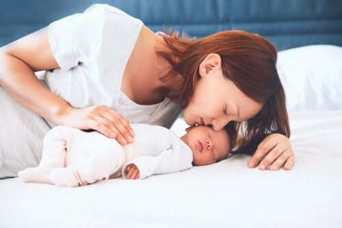 8 Things About the Fourth Trimester that You Need to Know