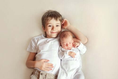Behavioral Changes in Children When a New Sibling Arrives