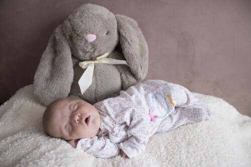 How Do Babies Sleep During Their First Three Months?
